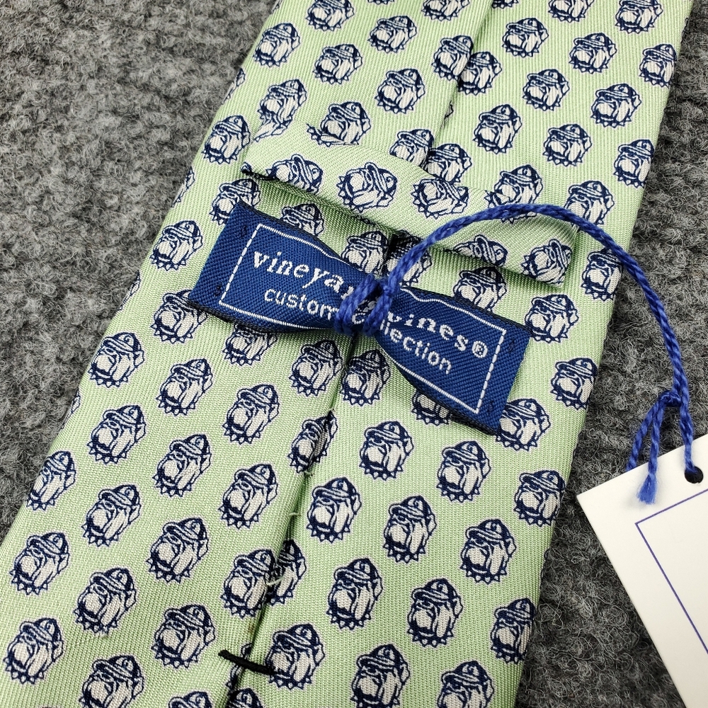 Vineyard Vines Georgetown Hoyas Silk Tie Bulldog Mascot Light Green Formal NEW - Picture 5 of 12
